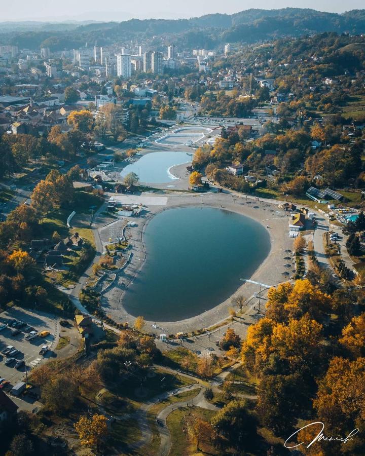 Apartmani Roki 투즐라 외부 사진