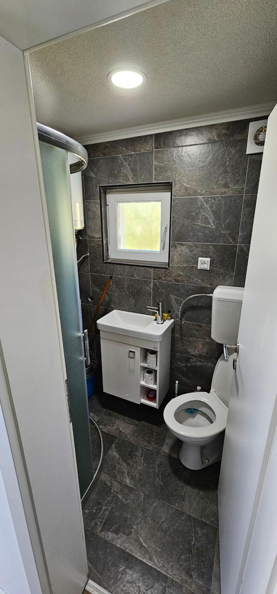 Apartmani Roki 투즐라 외부 사진